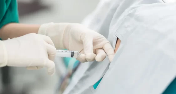 Omurga Ağrılarında Enjeksiyon ve Blok Tedavileri